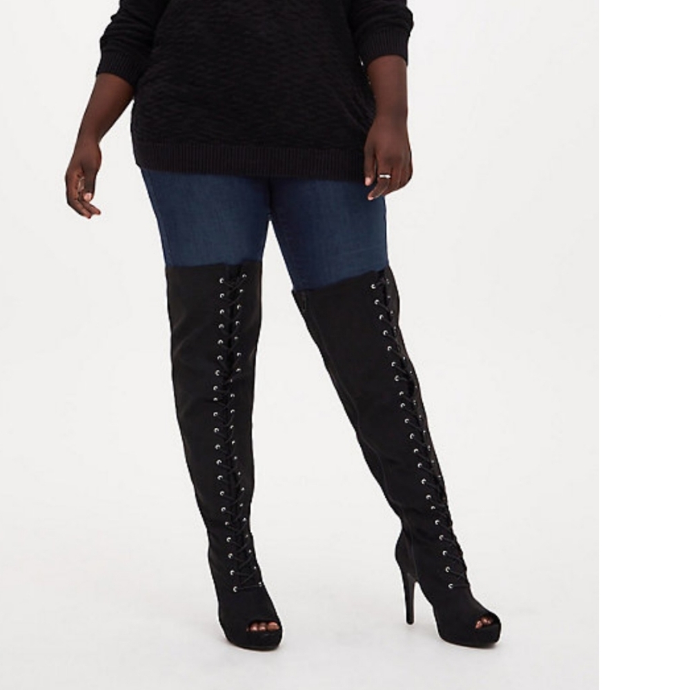 Torrid sz 10 Over the Knee Lace up boots Peep toe